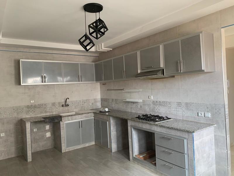 Appartement à louer 130 m au centre de Bouskoura